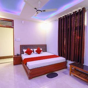 Hotel Asha Best Family Hotel